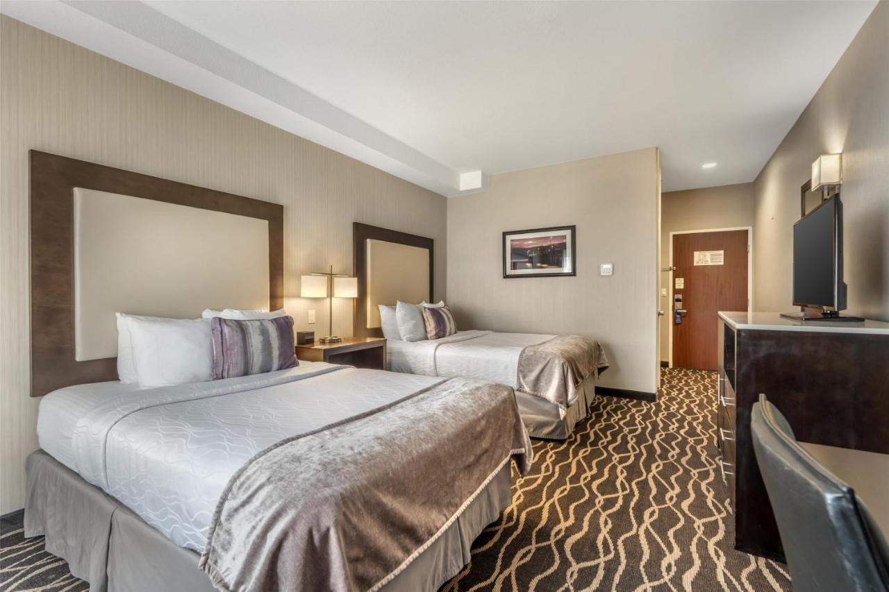| Best Western Plus Hotel At The Convention Center