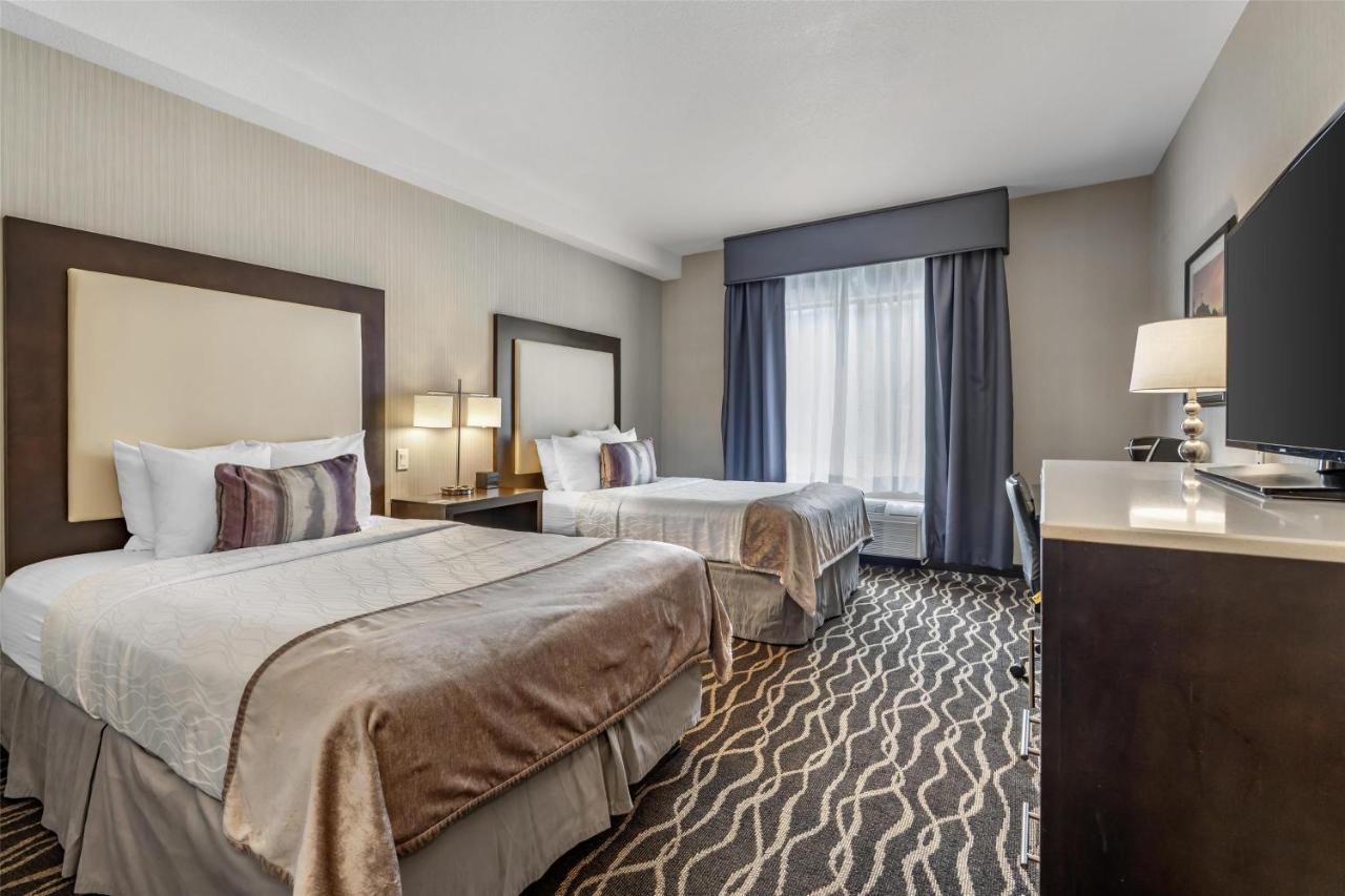 Double Room with Two Double Beds at Best Western Plus Hotel At The Convention Center