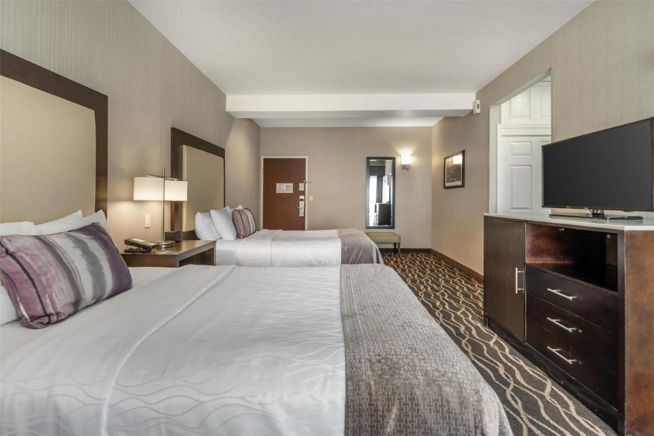 Double Room with Two Double Beds and Roll-In Shower - Disability Access at Best Western Plus Hotel At The Convention Center