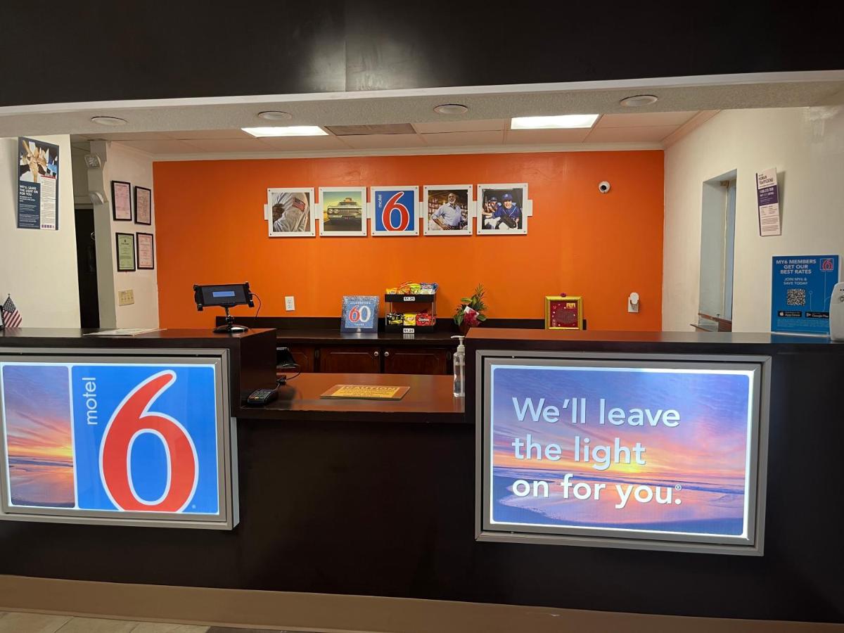 | Studio 6 Bay Minette AL