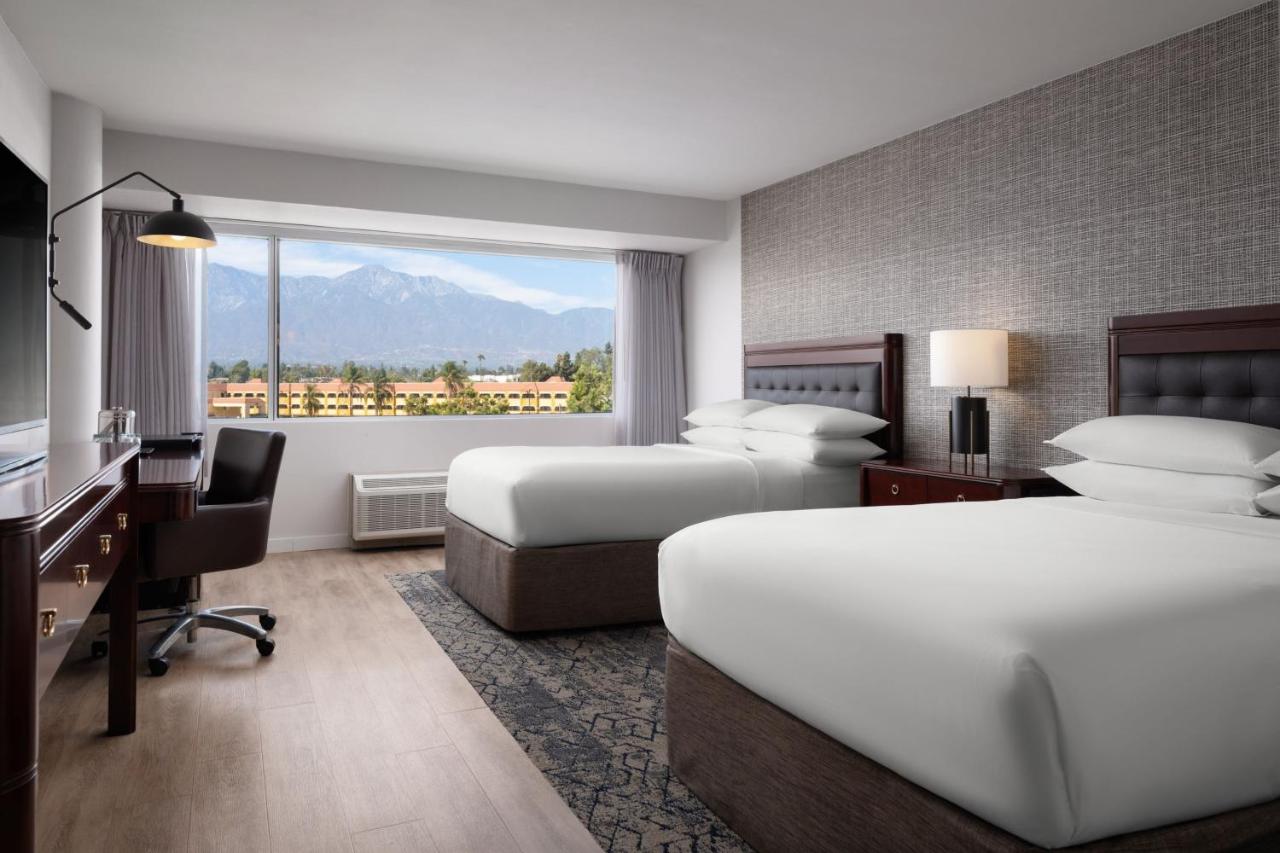 | Sheraton Ontario Airport Hotel