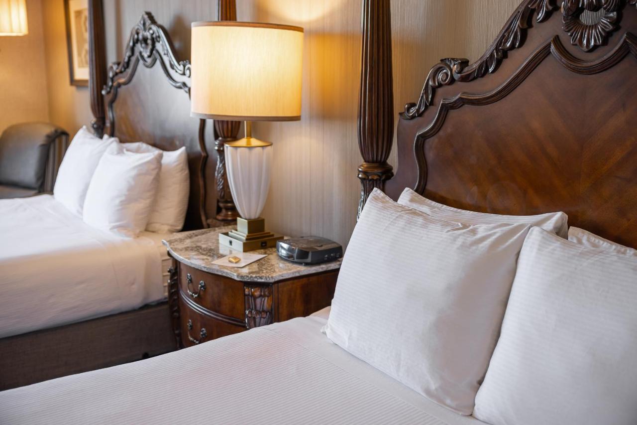 | Amish View Inn & Suites