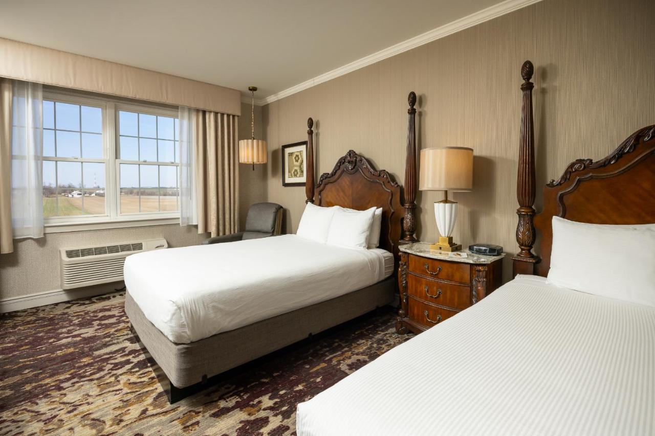 | Amish View Inn & Suites