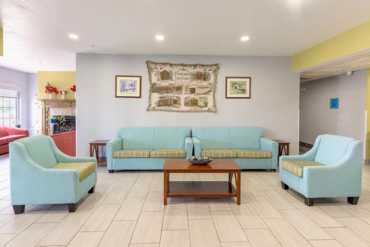 | Countryside Inn and Suites