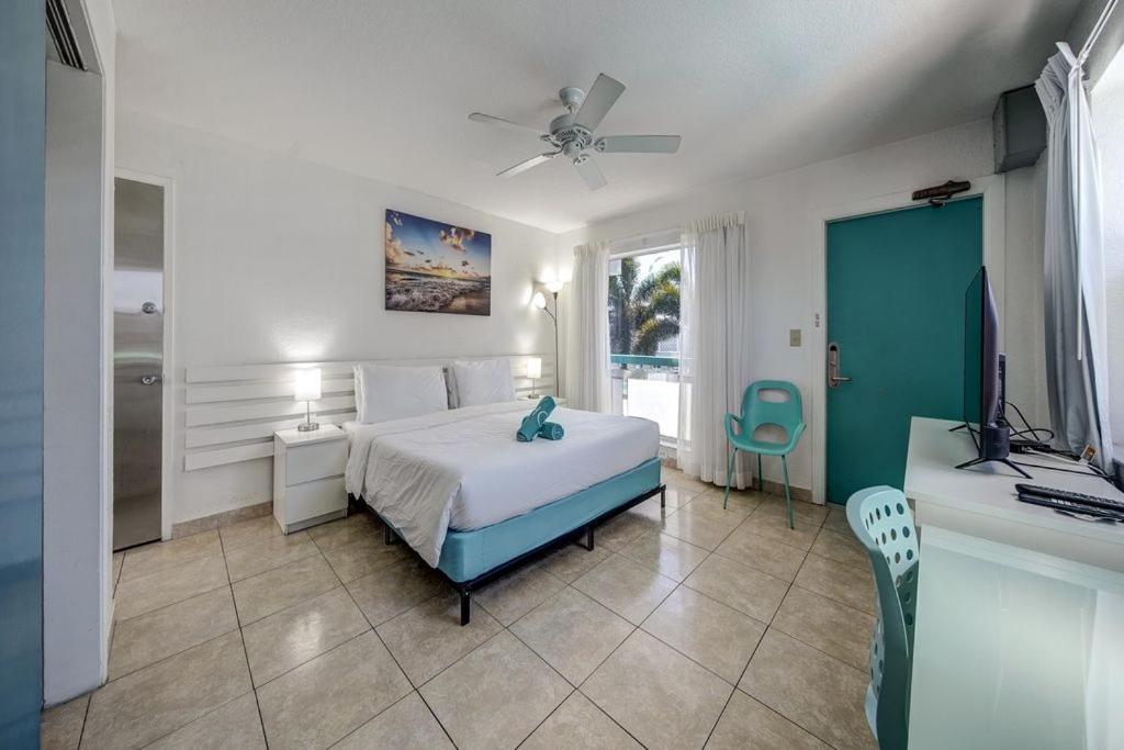 | Horizon by the Sea Inn