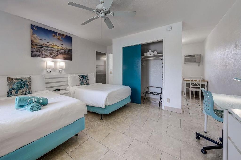 | Horizon by the Sea Inn