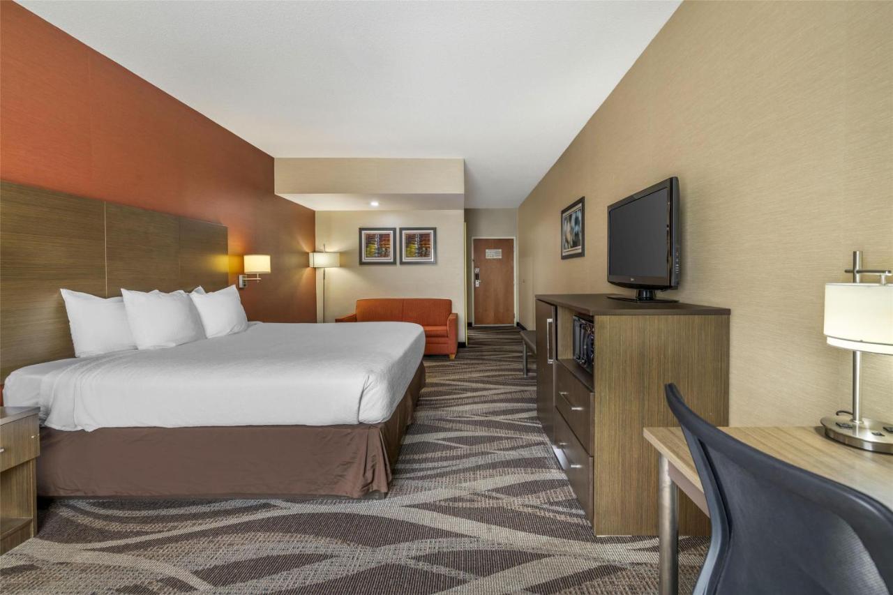 King Room with Sofabed - Non-Smoking at Best Western Plus University Inn