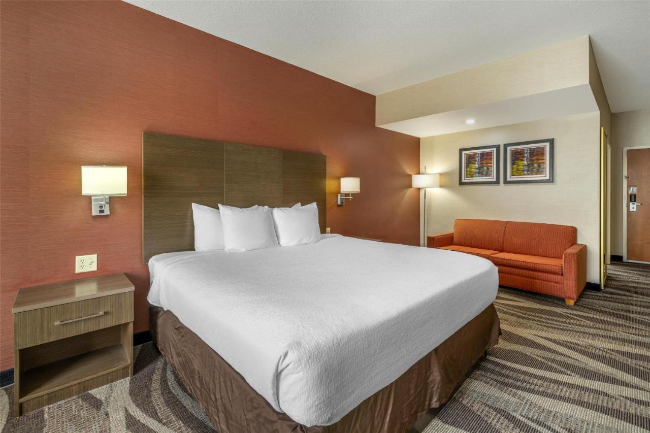 King Room with Sofabed - Non-Smoking at Best Western Plus University Inn