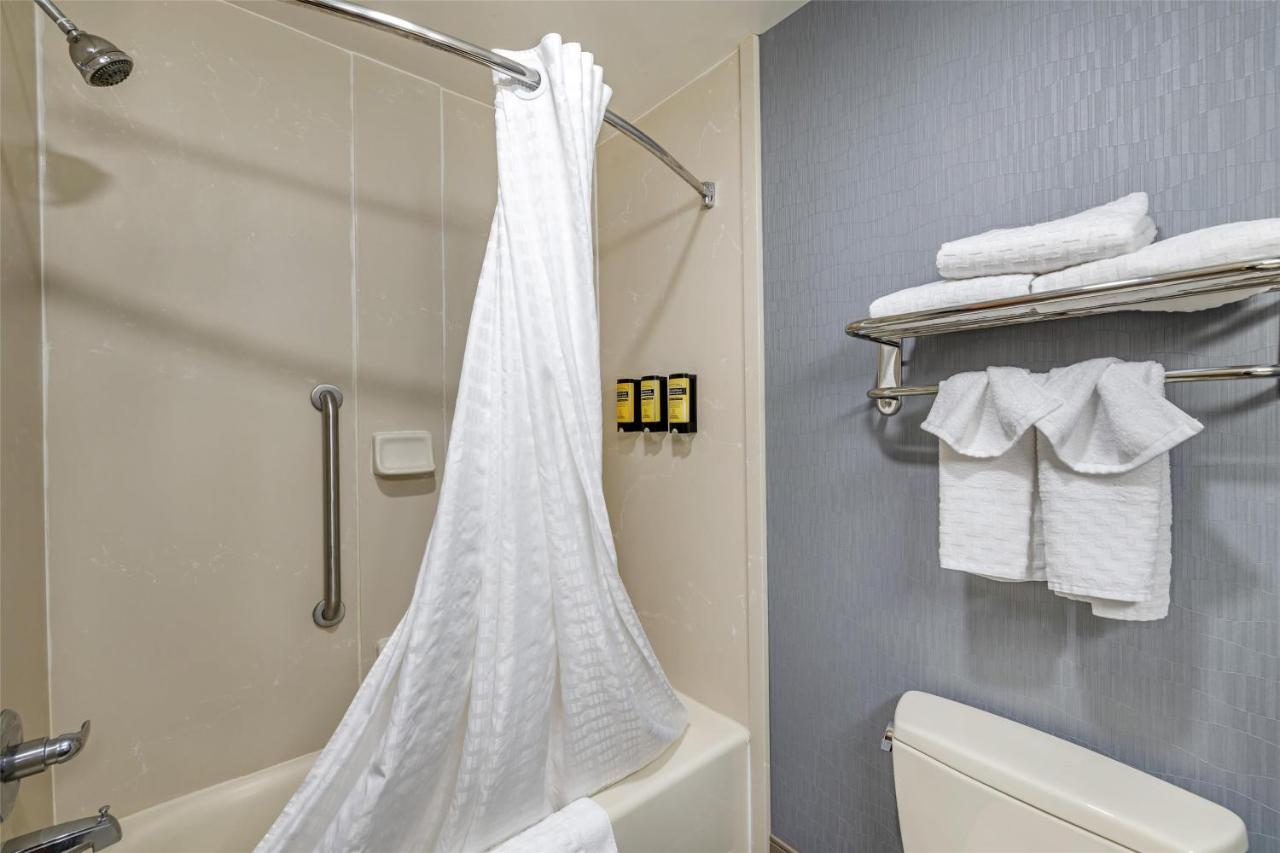 King Room at Best Western Plus University Inn