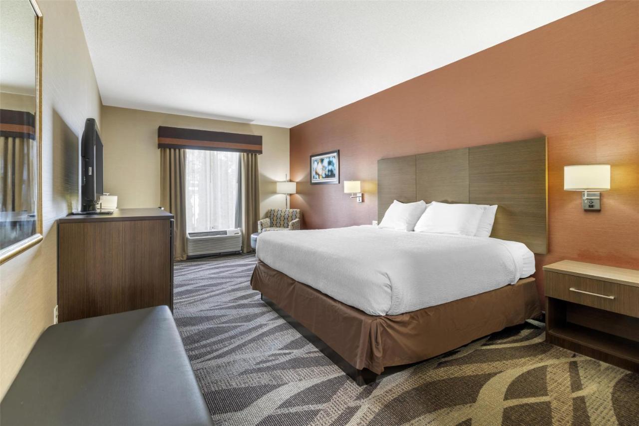 King Room at Best Western Plus University Inn