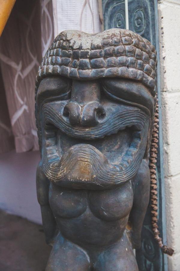 | Simple Kona Guest House