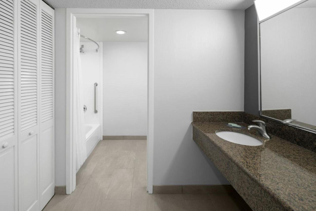 Deluxe Queen Room with Two Queen Beds at Courtyard by Marriott Atlanta Buckhead