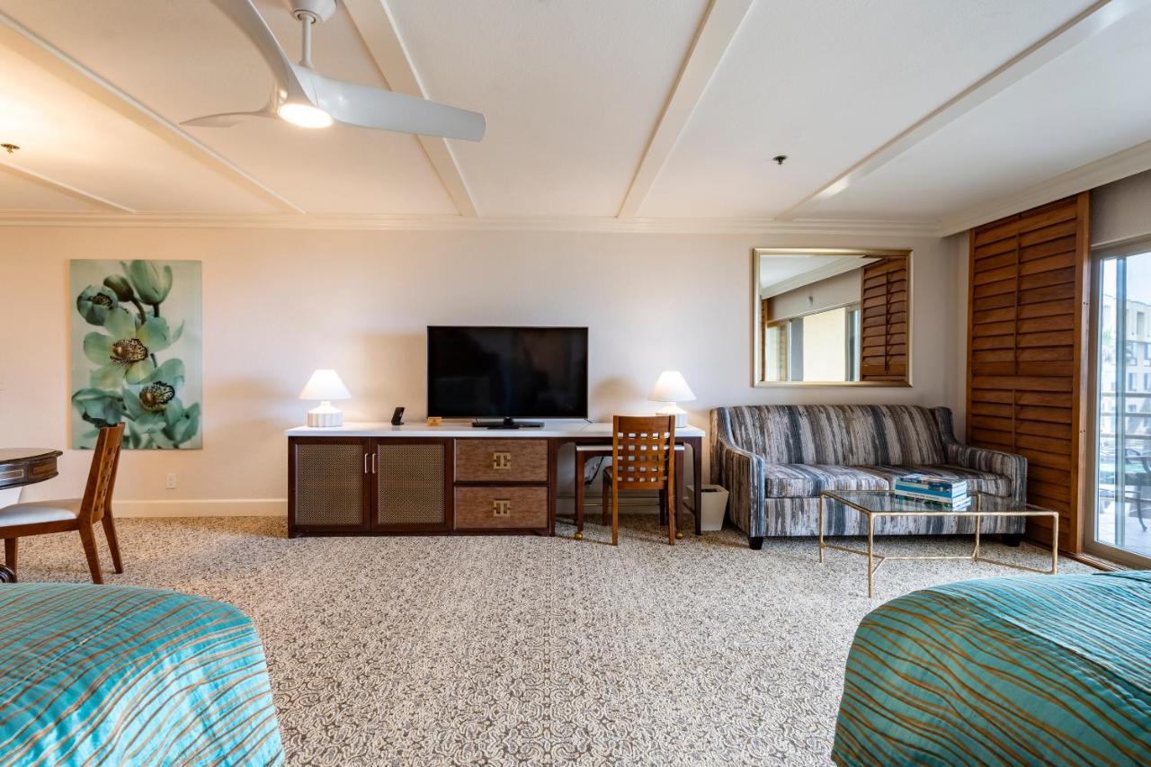 Coastal Suite at Pacific Terrace Hotel