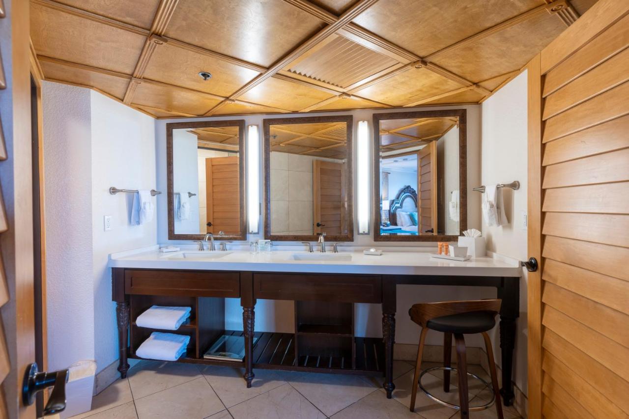Family Suite at Pacific Terrace Hotel