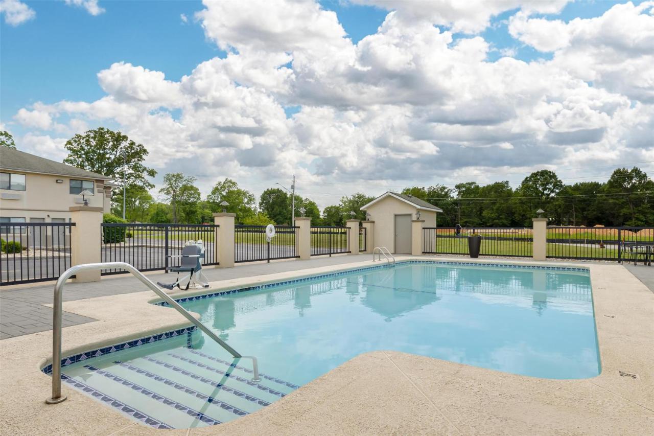 | Best Western TimberRidge Inn