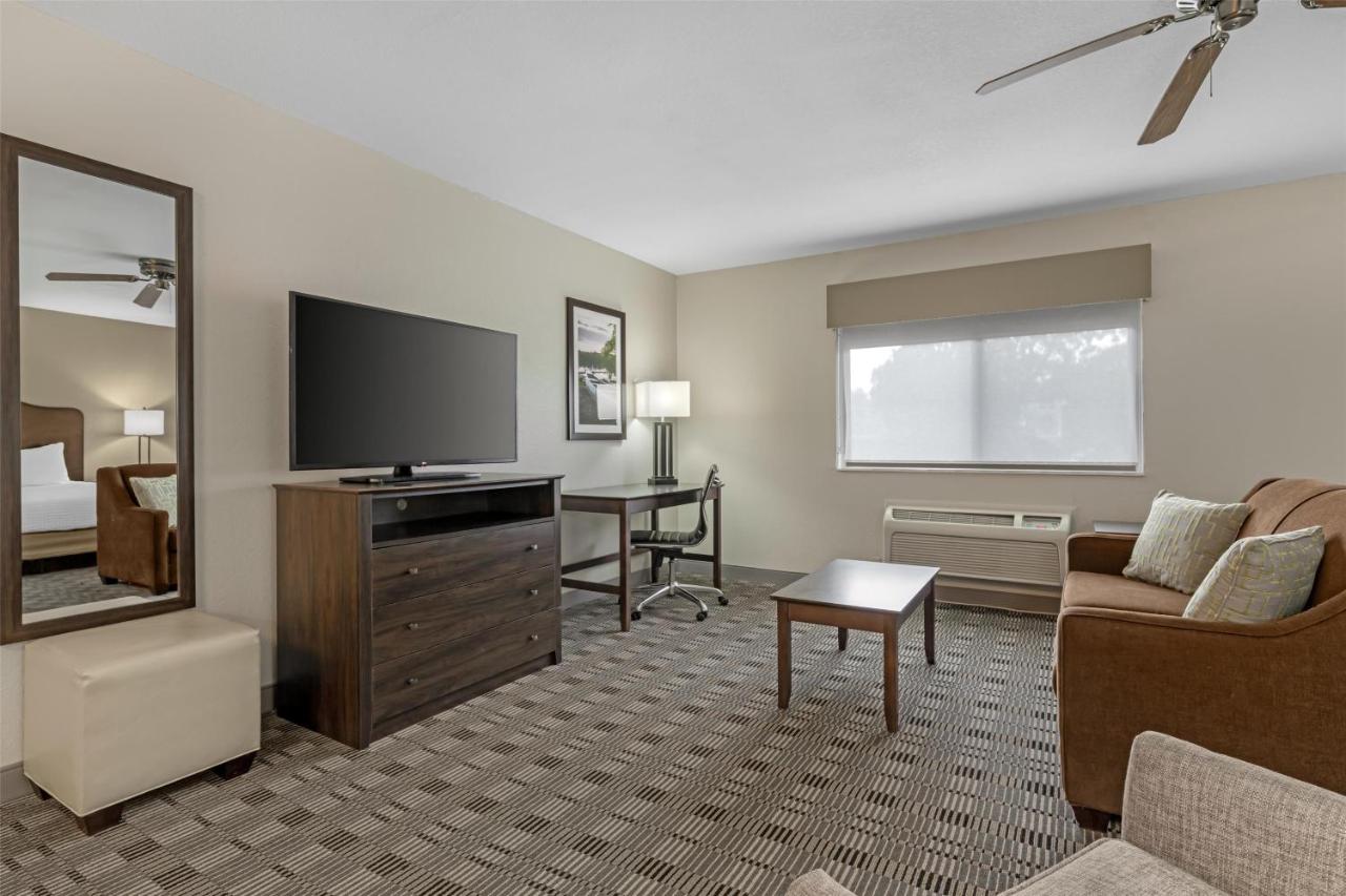 | Best Western TimberRidge Inn