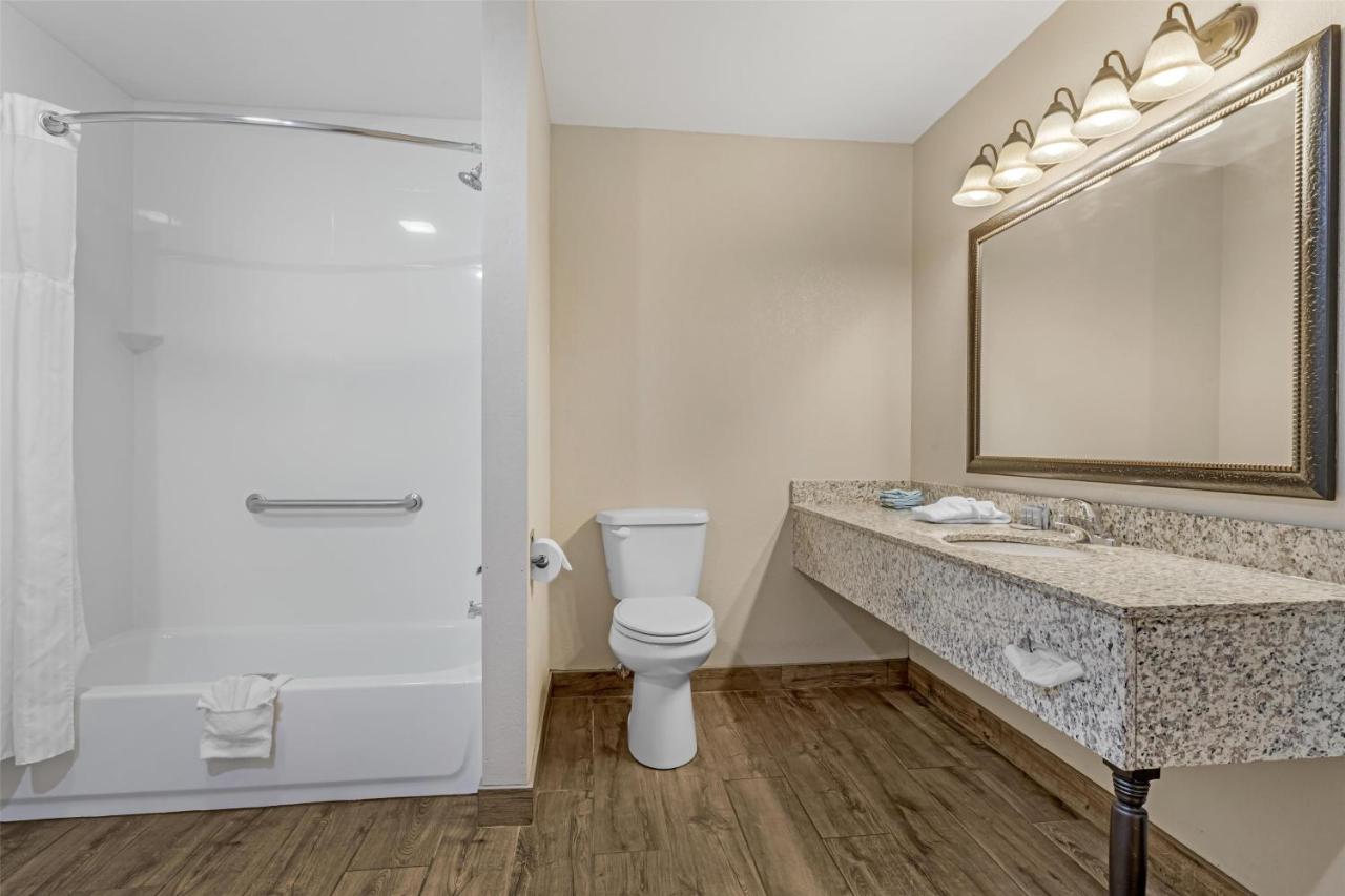 | Best Western TimberRidge Inn