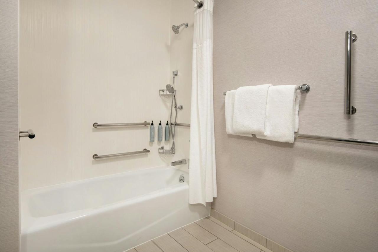 | Courtyard by Marriott Los Angeles Hacienda Heights Orange County