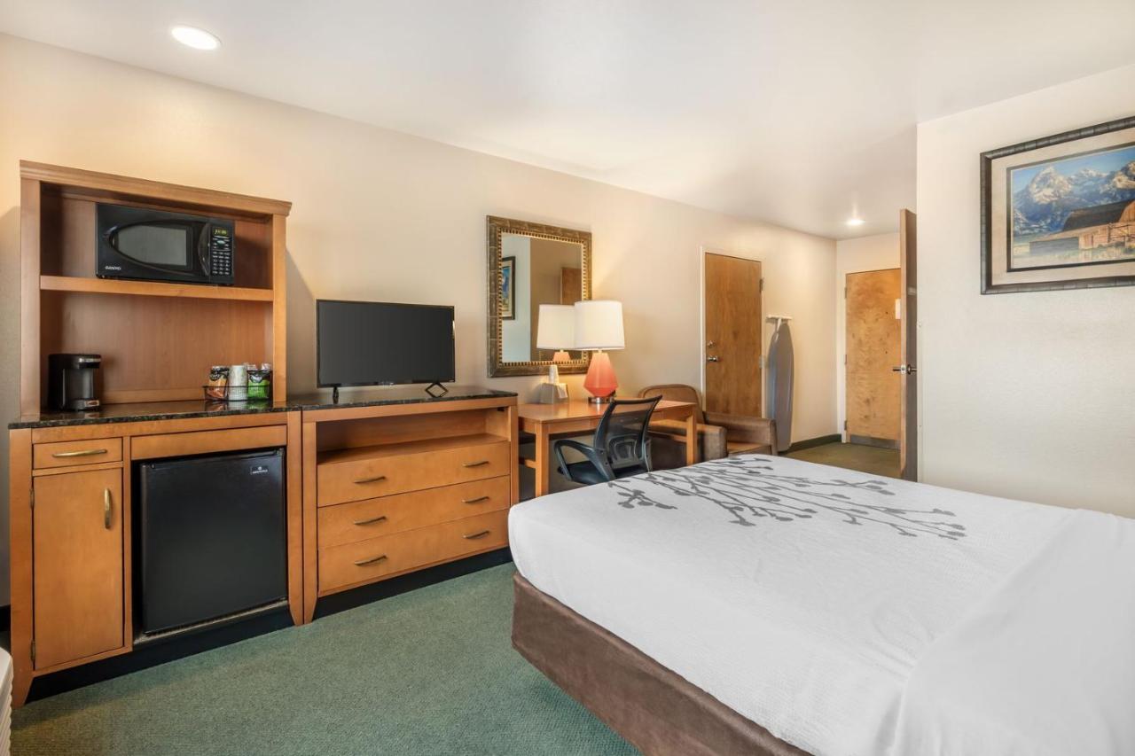  | Colstrip Inn & Suites