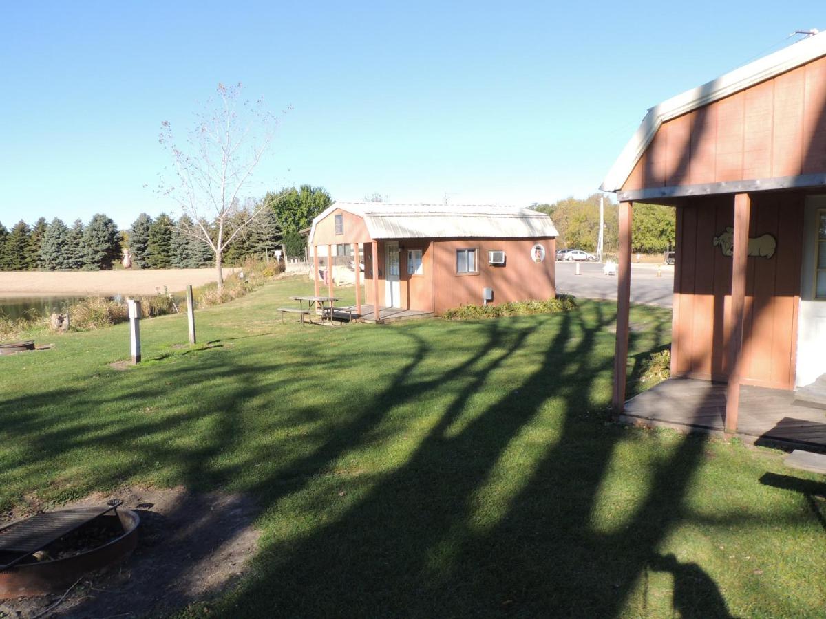 | O'Connell's RV Campground Lakefront Cabin 9