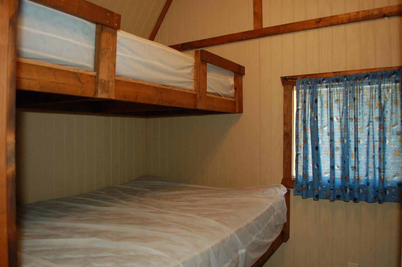 | O'Connell's RV Campground Lakefront Cabin 9