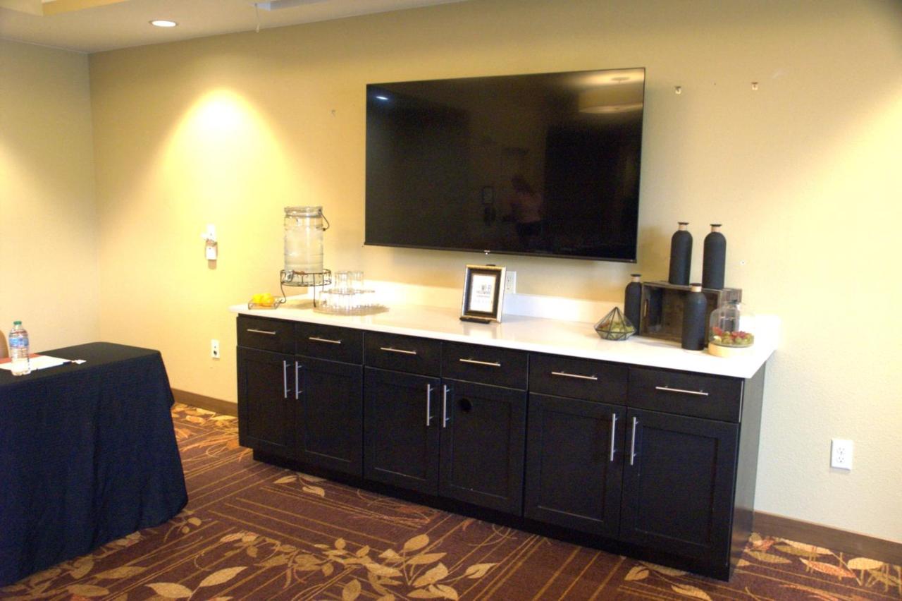 | Candlewood Suites Denver North - Thornton, an IHG Hotel