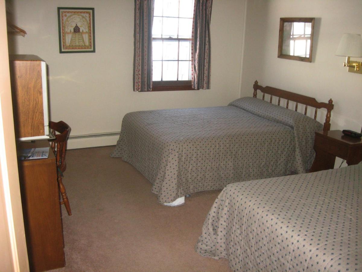 | Big Bears Lodge