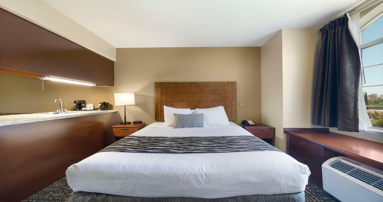 Queen Room with Sofa Bed and Wet Bar at SureStay Plus Hotel by Best Western Rocklin