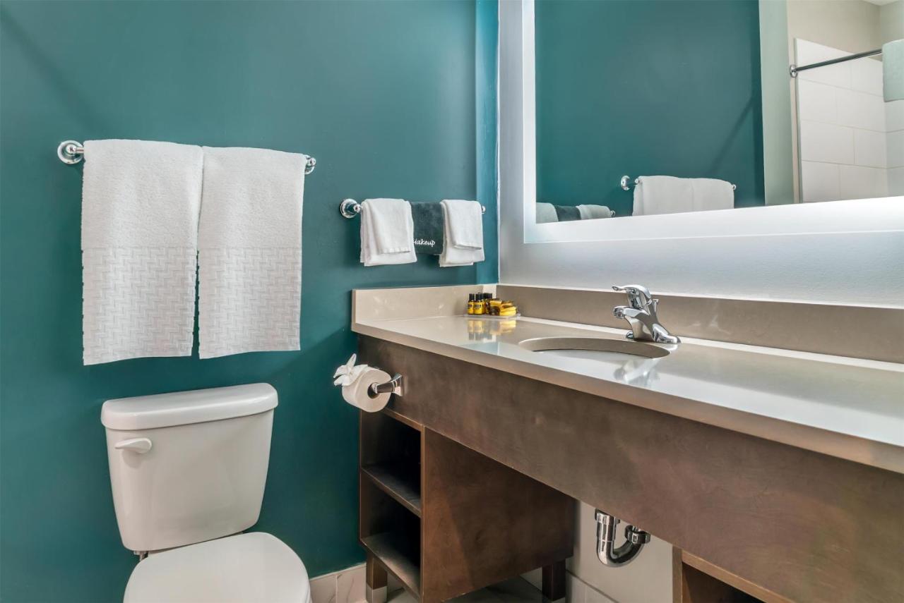  | Best Western Plus Wayland Hotel
