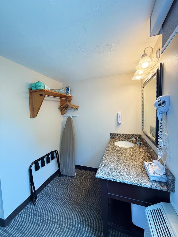  | Cape Sands Inn
