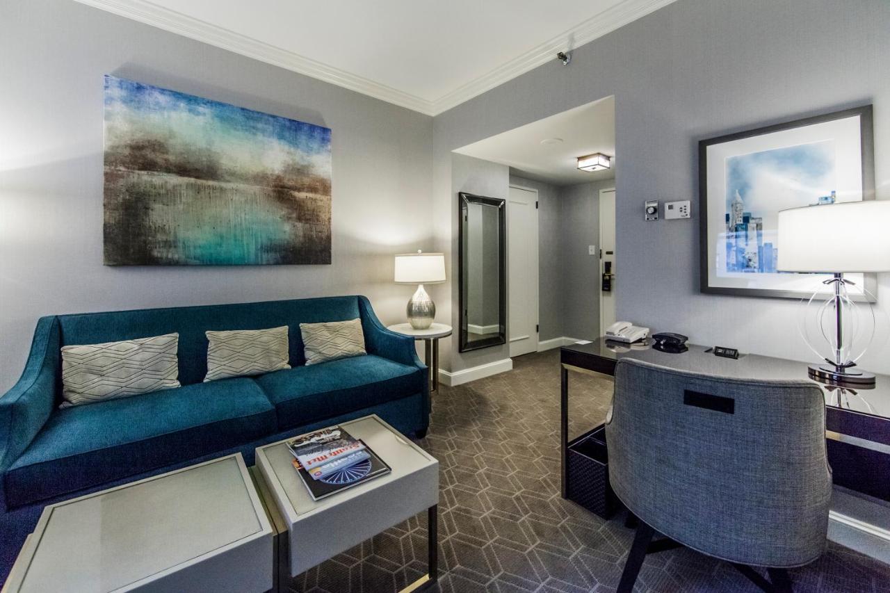 Deluxe Executive King Suite at Fairmont Olympic Hotel