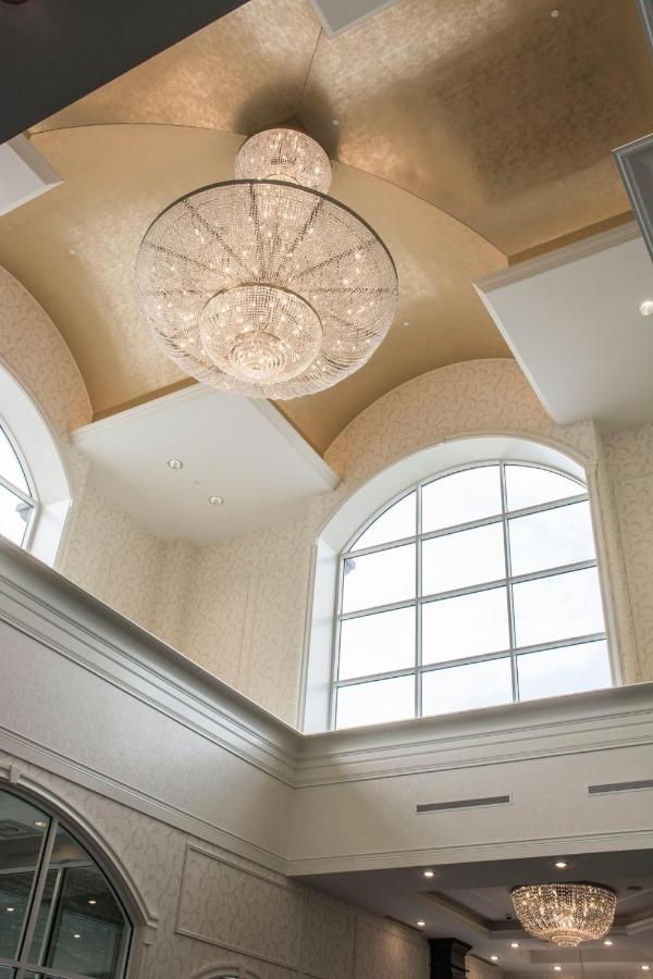 | The Delavan Hotel