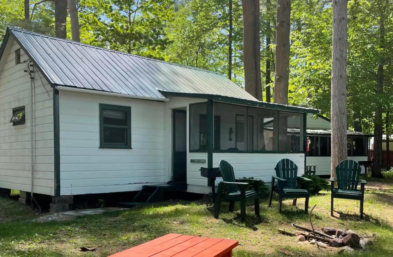 | The Elms Waterfront Cottages