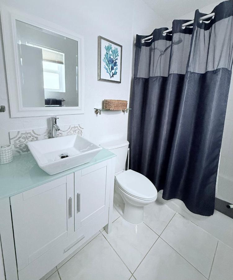  | 4145 By The Sea Inn & Suites