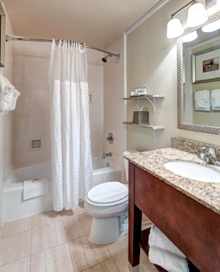 Corner Queen Room with Two Queen Beds and City View at Blake Hotel New Orleans