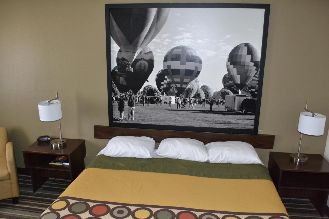 | Super 8 by Wyndham Roswell