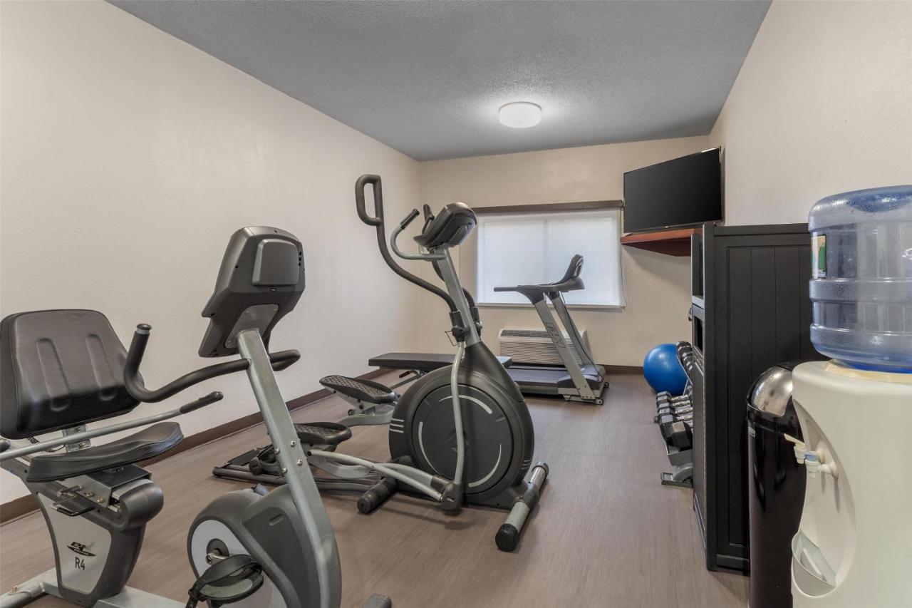 | Best Western PLUS Executive Inn