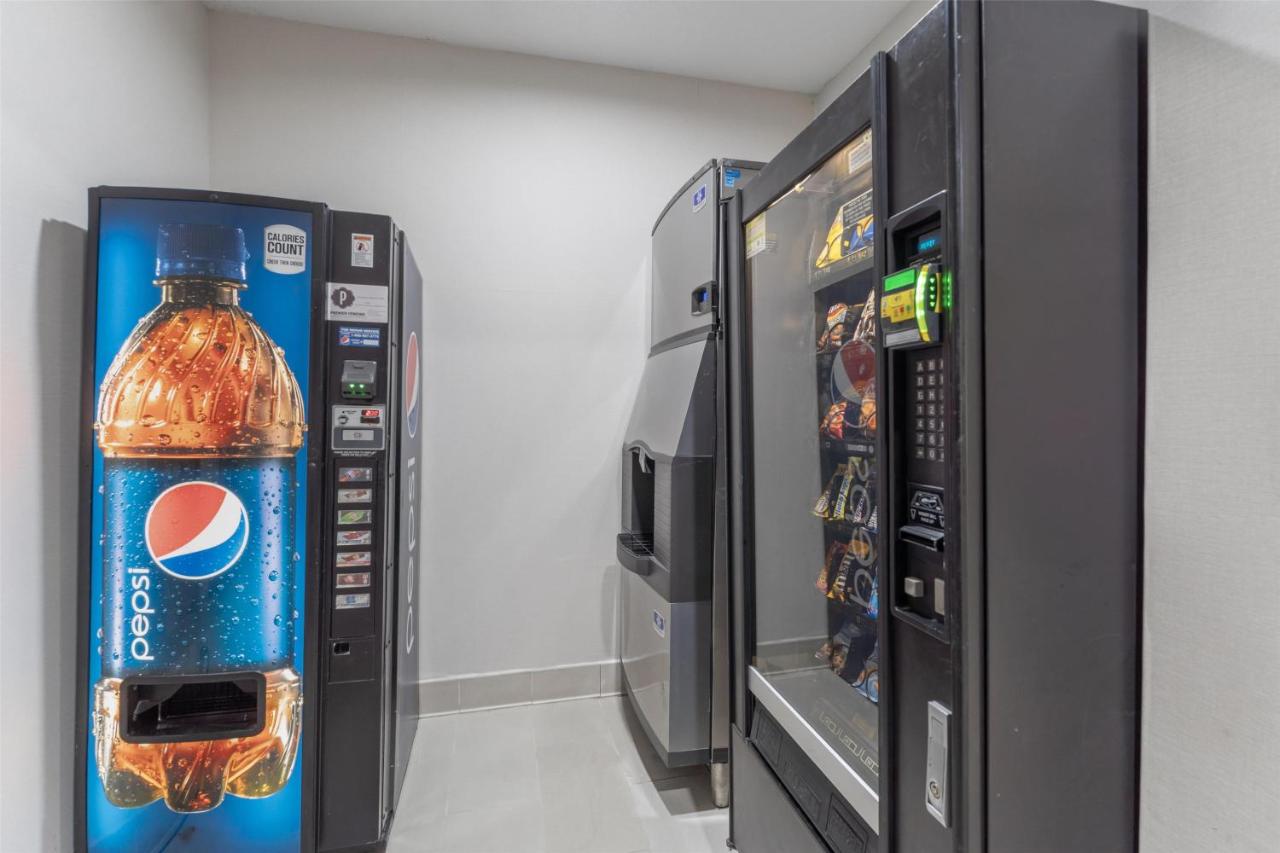 | Best Western PLUS Executive Inn