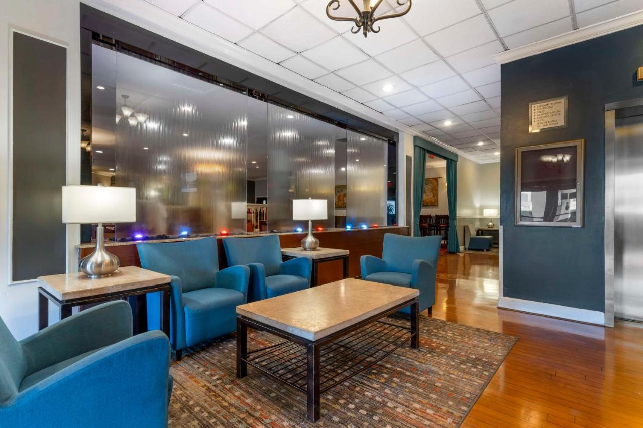| Best Western Plus Grosvenor Airport Hotel