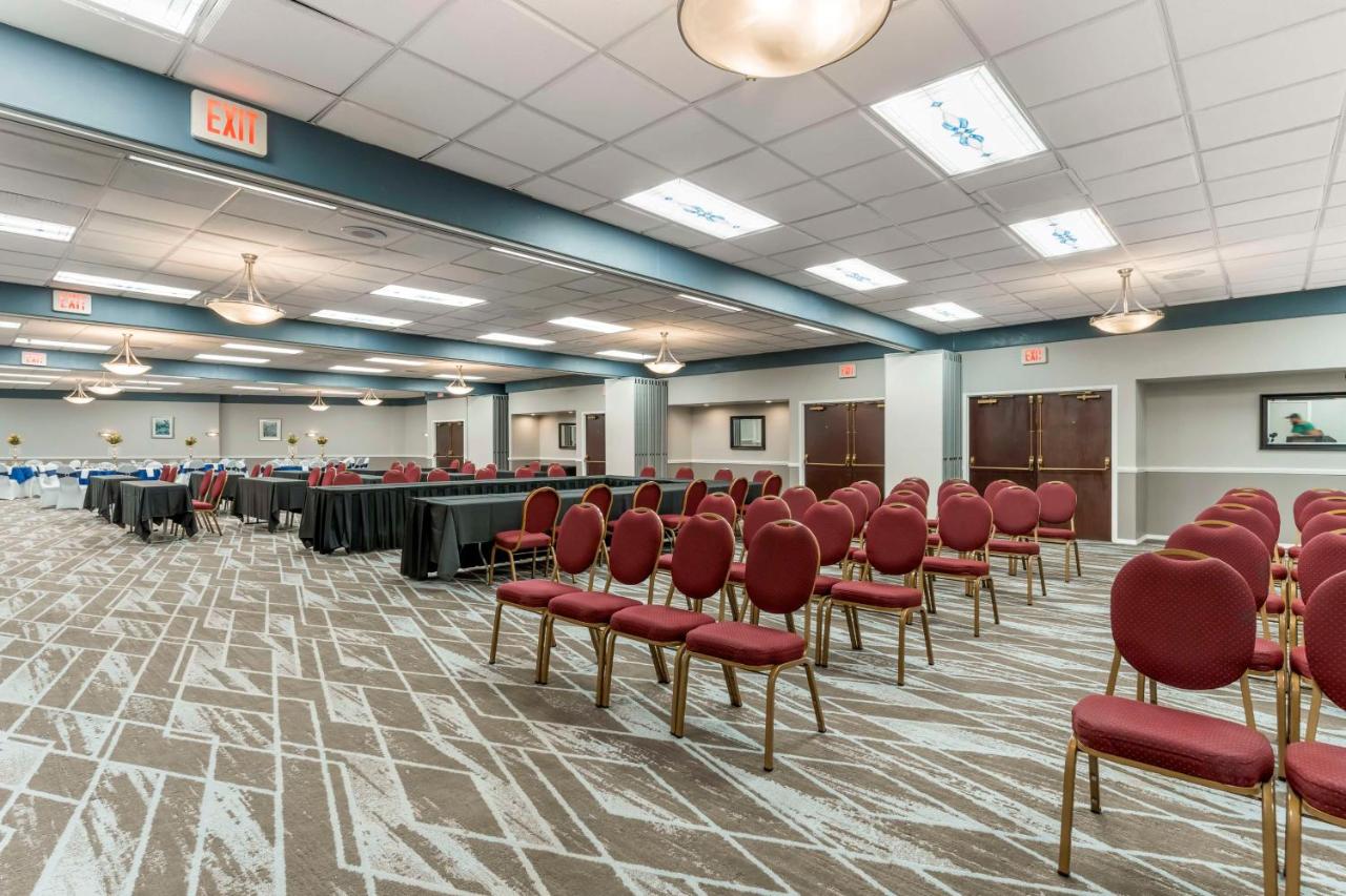 | Best Western Plus Grosvenor Airport Hotel