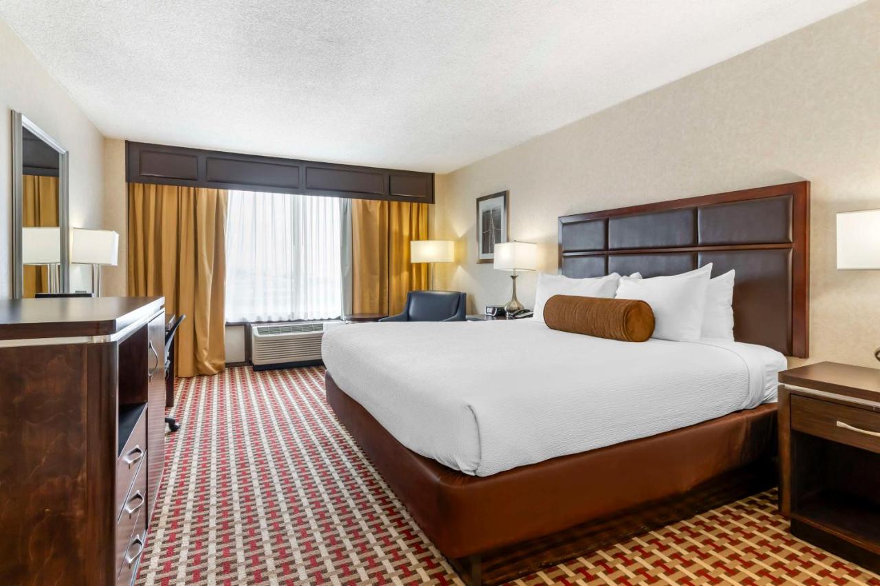 | Best Western Plus Grosvenor Airport Hotel