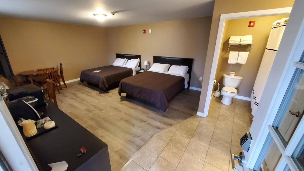 | Abbot Trailside Lodging