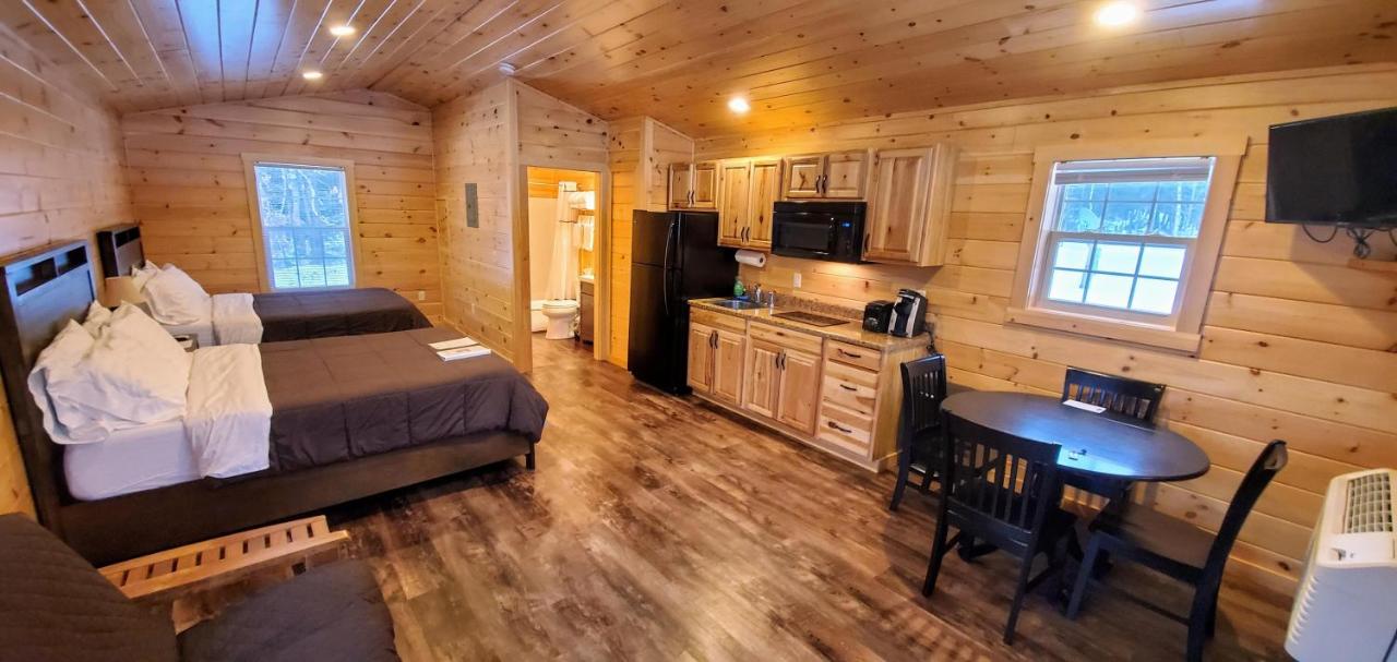 | Abbot Trailside Lodging