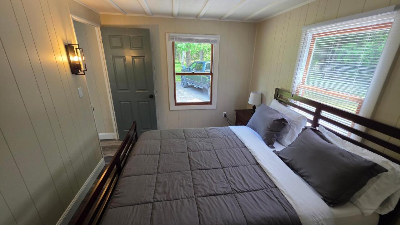 | Abbot Trailside Lodging