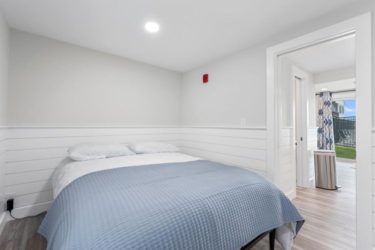 | Oceanside Condos