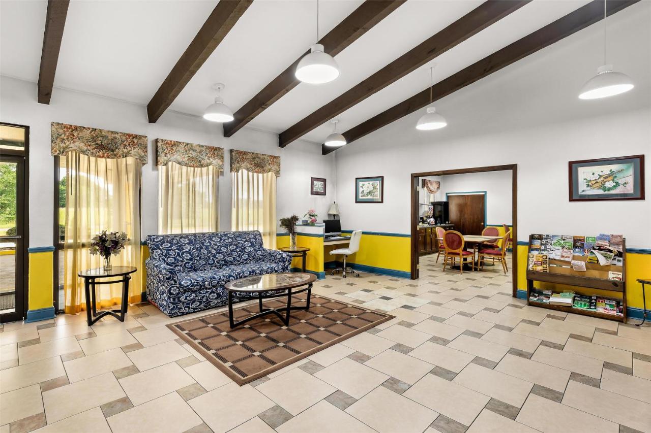  | America's Best Value Inn and Suites