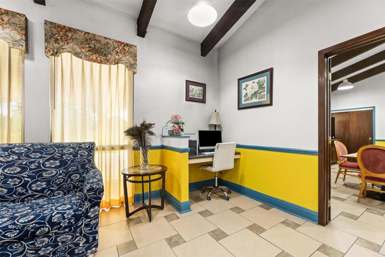  | America's Best Value Inn and Suites