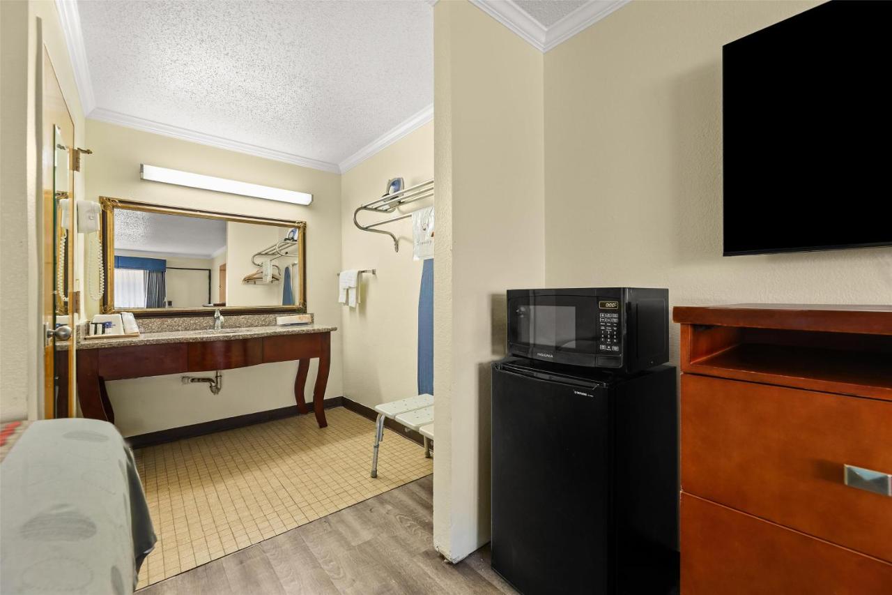  | America's Best Value Inn and Suites