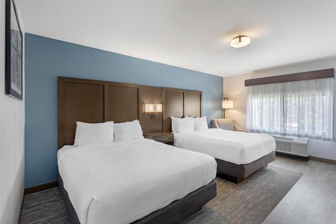 Queen Room with Two Queen Beds - Non-Smoking at Best Western Plus Hershey