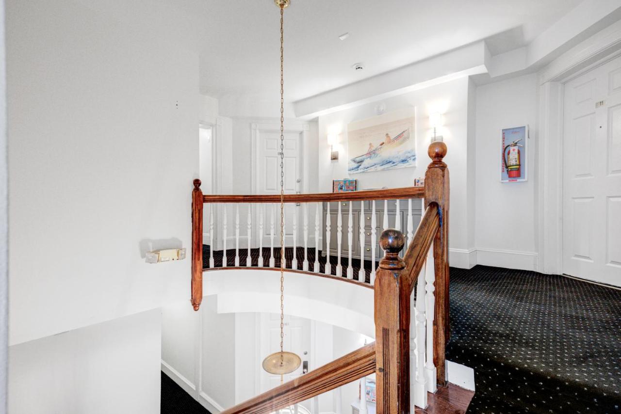 Suite with Lake View at The Hewitt Wellington Hotel